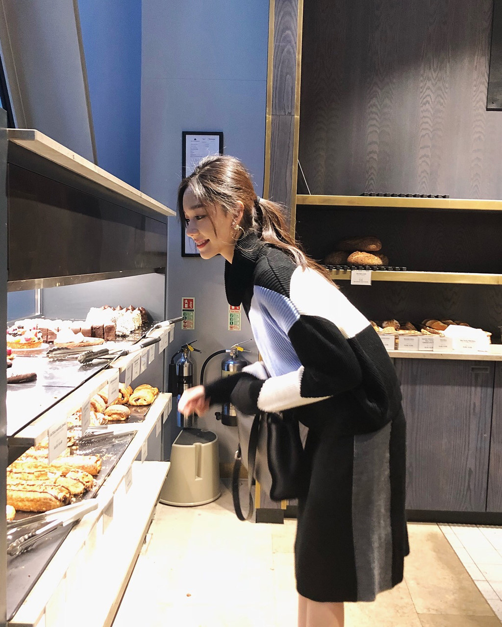 Nhan sắc xinh đẹp của ái nữ tập đoàn phân phối xe hơi Trung Quốc